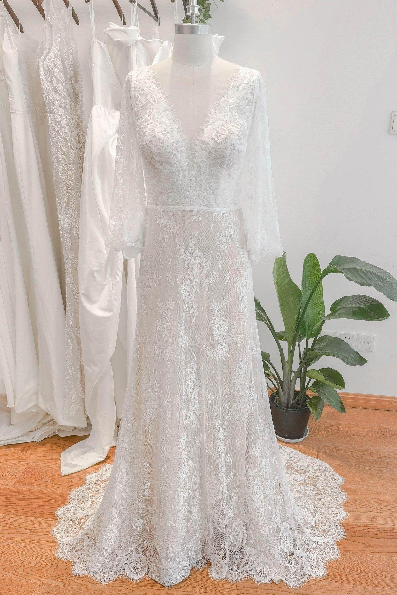 Sheath Sweep-Brush Train Lace Tulle Wedding Dress CW3121 - COCOMELODY